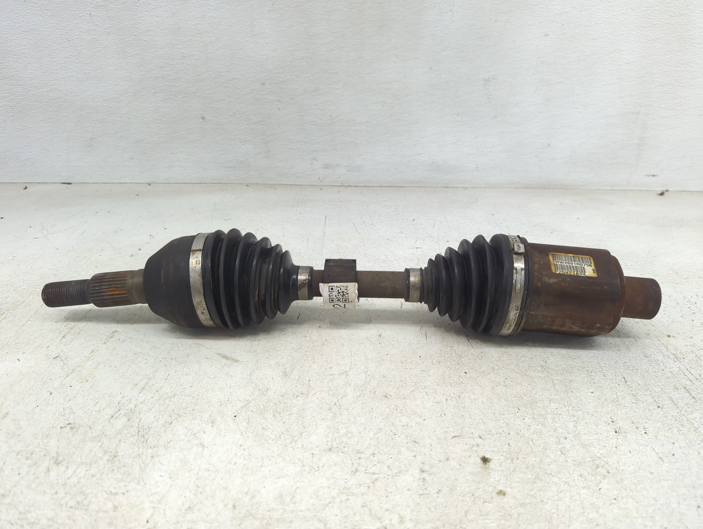 2009-2012 Chevrolet Malibu Axle Shaft Front Passenger Cv C/v - Oemusedautoparts1.com