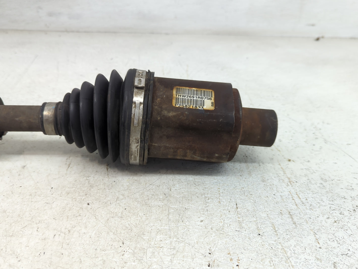 2009-2012 Chevrolet Malibu Axle Shaft Front Passenger Cv C/v - Oemusedautoparts1.com