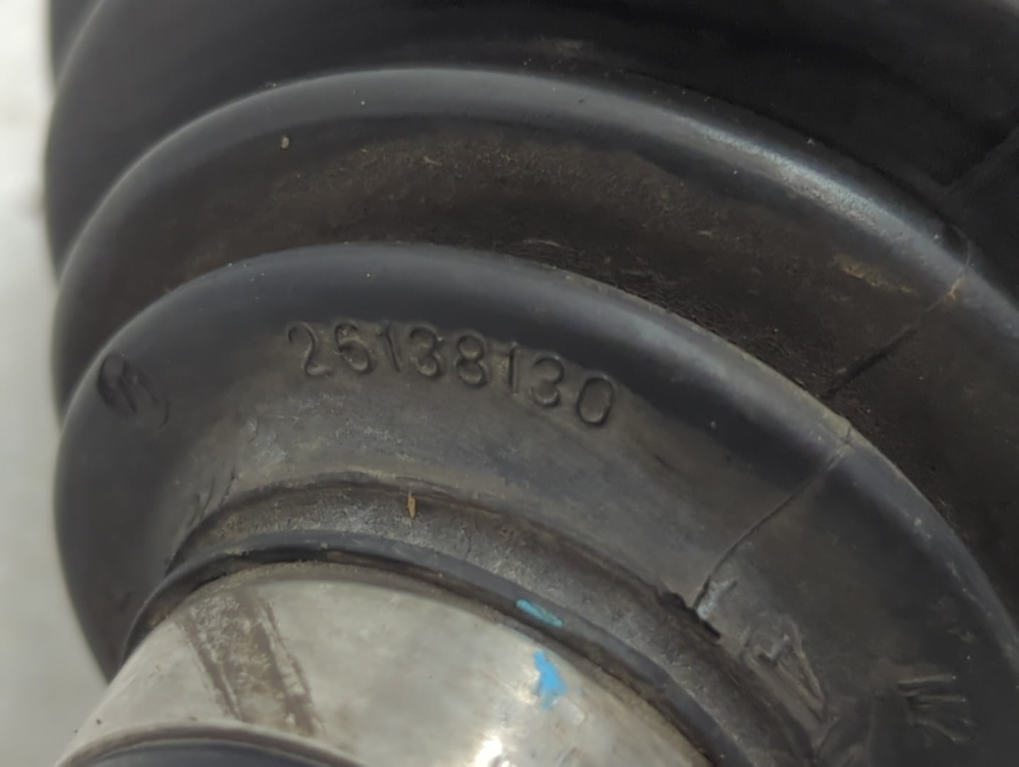 2009-2012 Chevrolet Malibu Axle Shaft Front Passenger Cv C/v - Oemusedautoparts1.com