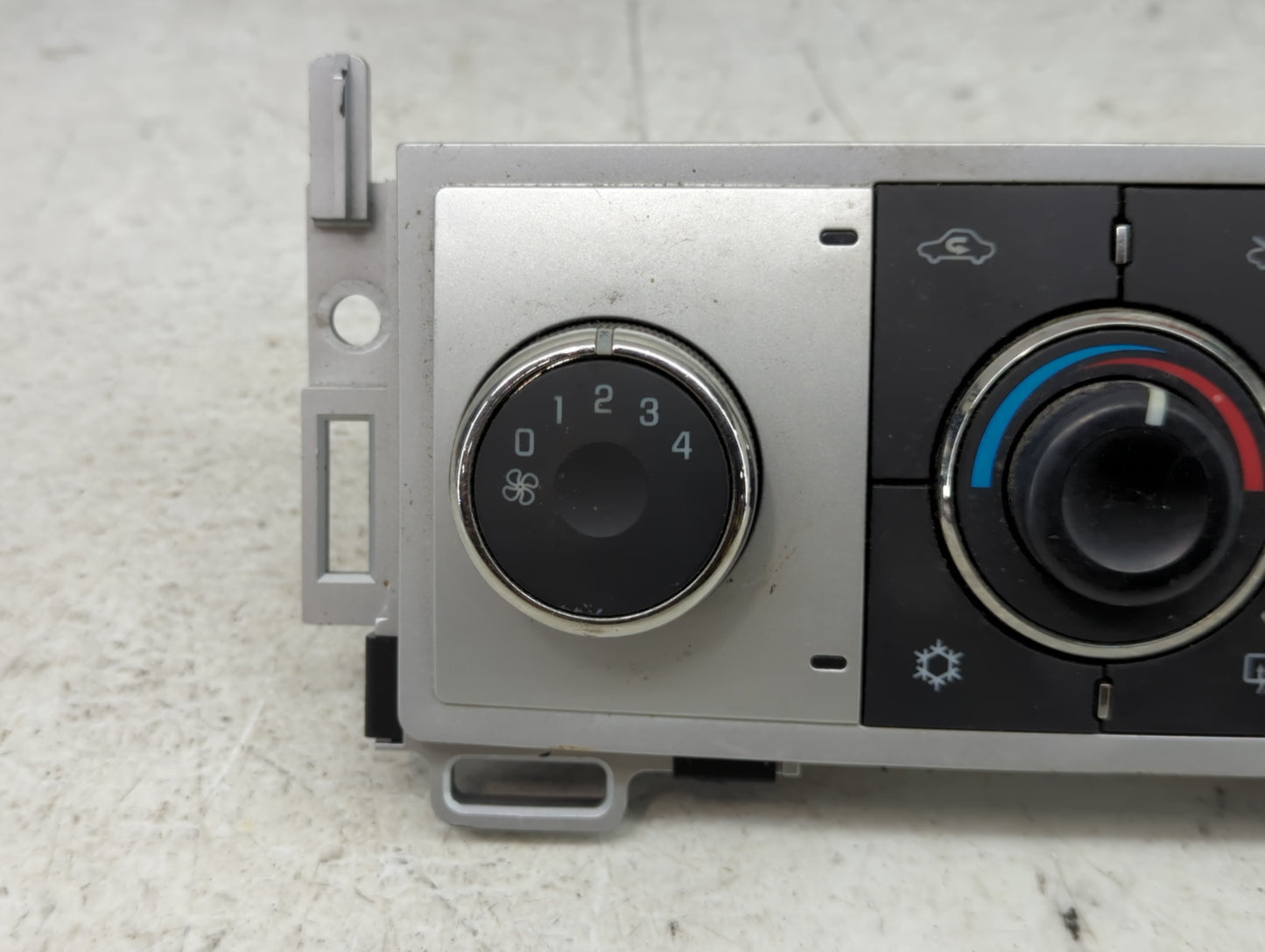 2008-2012 Chevrolet Malibu Climate Control Module Temperature AC/Heater Replacement P/N:20964036 28272781 Fits OEM Used Auto