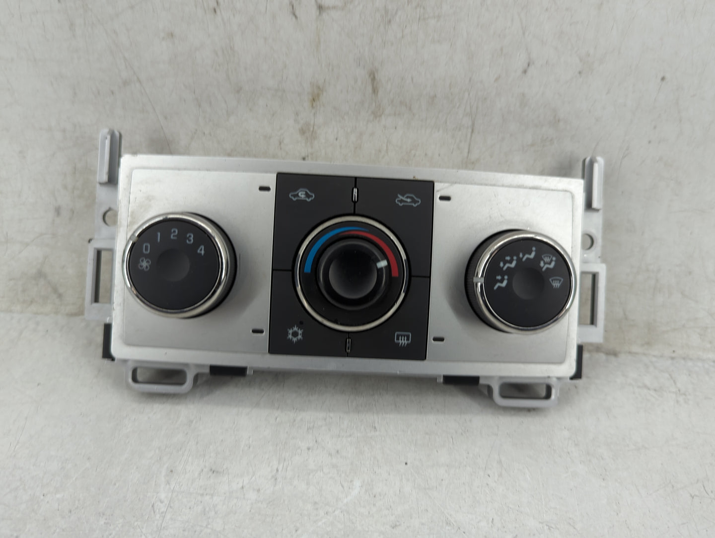 2008-2012 Chevrolet Malibu Climate Control Module Temperature AC/Heater Replacement P/N:20923130 28251428 Fits OEM Used Auto