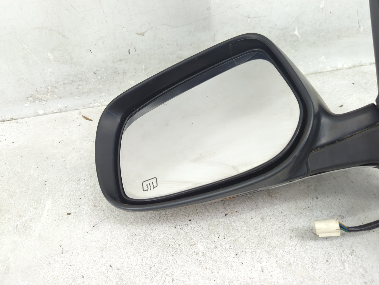 2008-2012 Chevrolet Malibu Driver Side View Mirror - Left Door Mirror OEM Used - Oemusedautoparts1.com