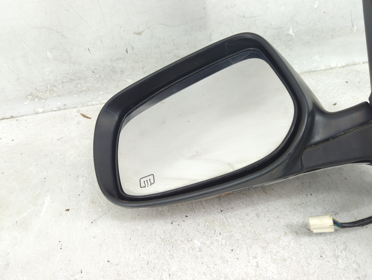2008-2012 Chevrolet Malibu Driver Side View Mirror - Left Door Mirror OEM Used - Oemusedautoparts1.com