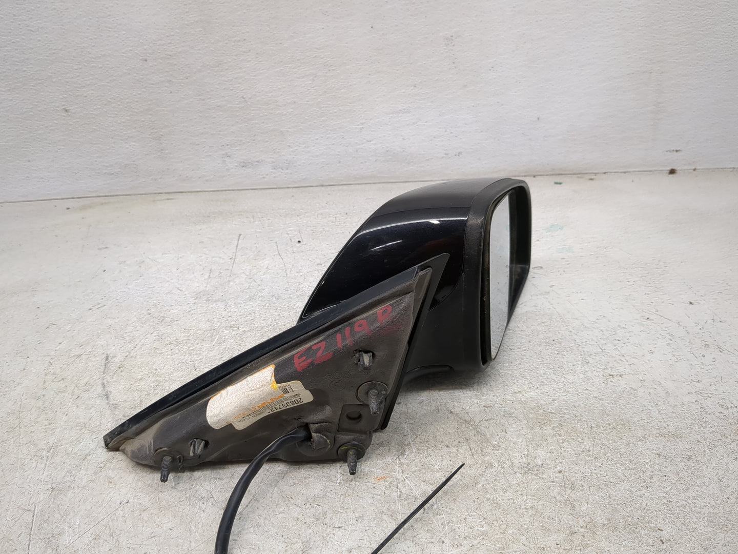 2008-2012 Chevrolet Malibu Passenger Side View Mirror - Right Door Mirror OEM Used - Oemusedautoparts1.com