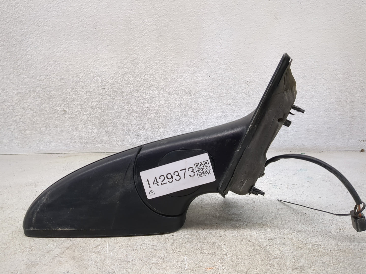 2008-2012 Chevrolet Malibu Passenger Side View Mirror - Right Door Mirror OEM Used - Oemusedautoparts1.com