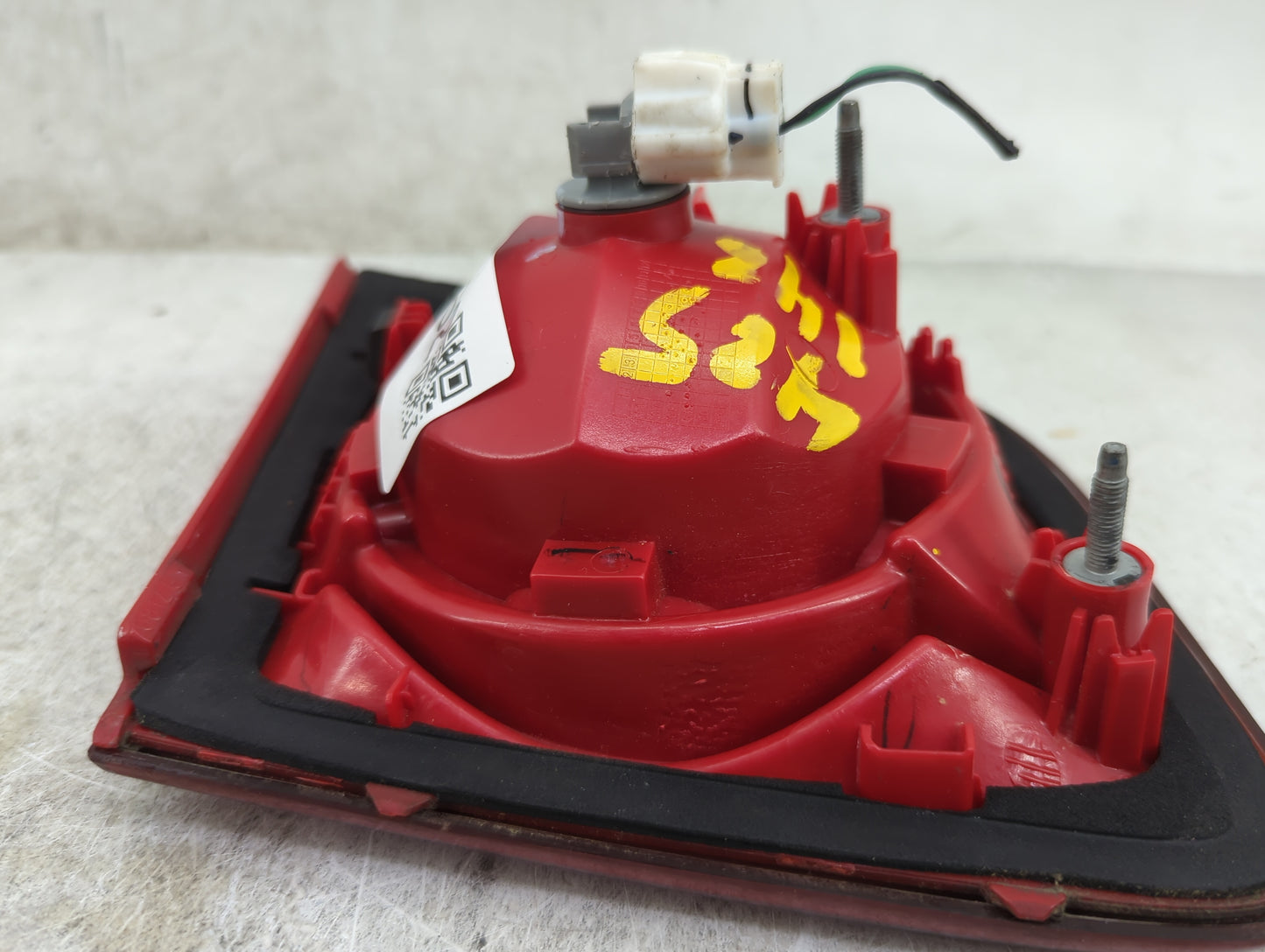 2012 Chevrolet Malibu Tail Light Assembly Passenger Right OEM Fits OEM Used Auto Parts - Oemusedautoparts1.com