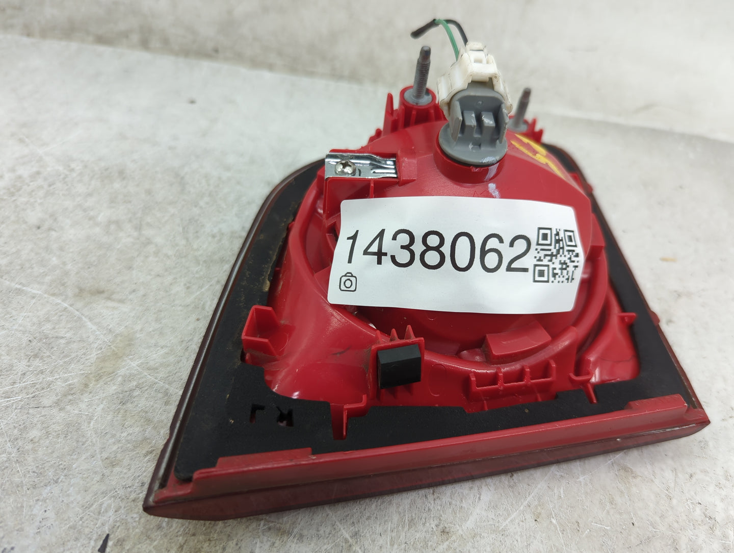 2012 Chevrolet Malibu Tail Light Assembly Passenger Right OEM Fits OEM Used Auto Parts - Oemusedautoparts1.com