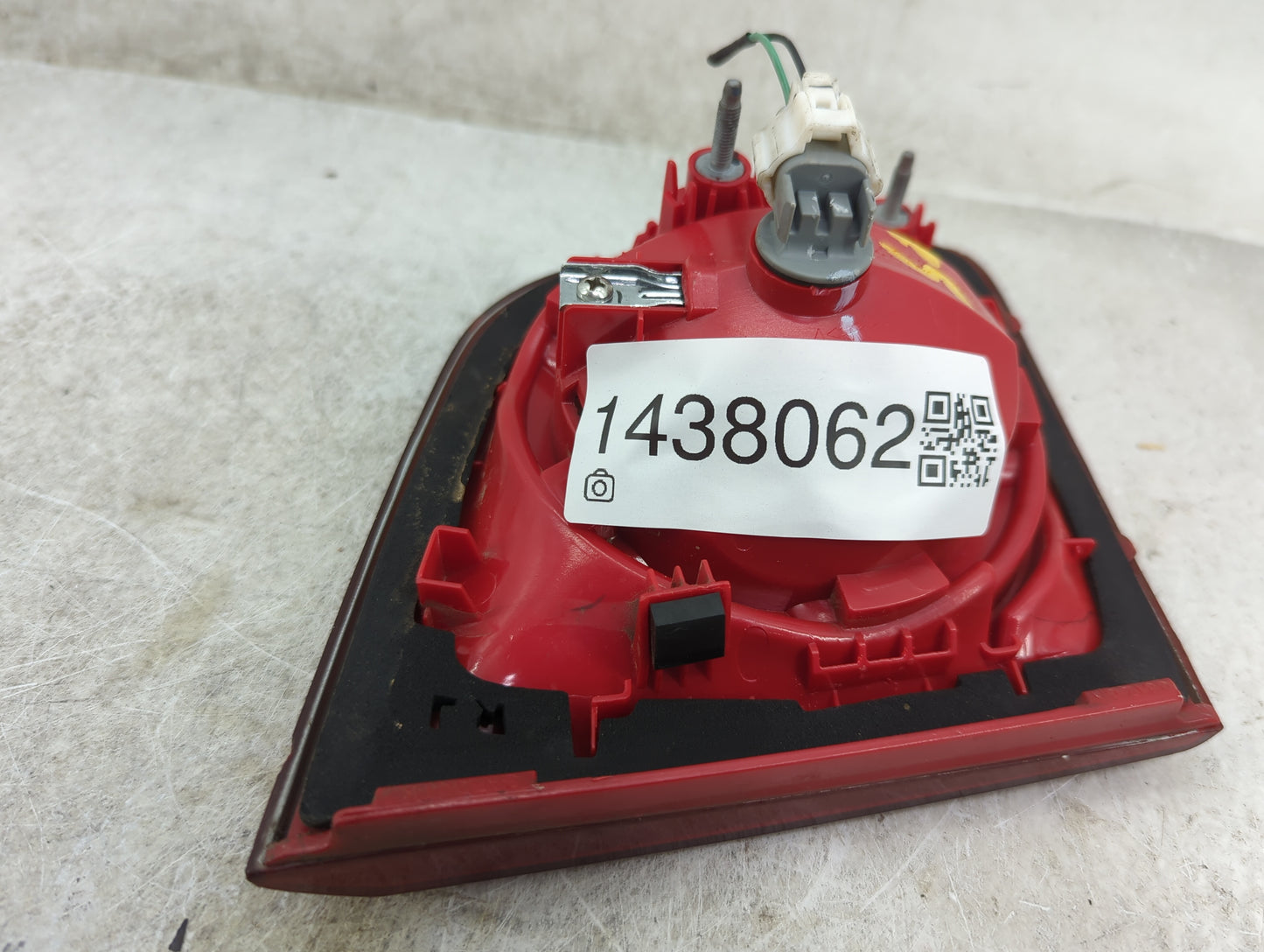 2012 Chevrolet Malibu Tail Light Assembly Passenger Right OEM Fits OEM Used Auto Parts - Oemusedautoparts1.com