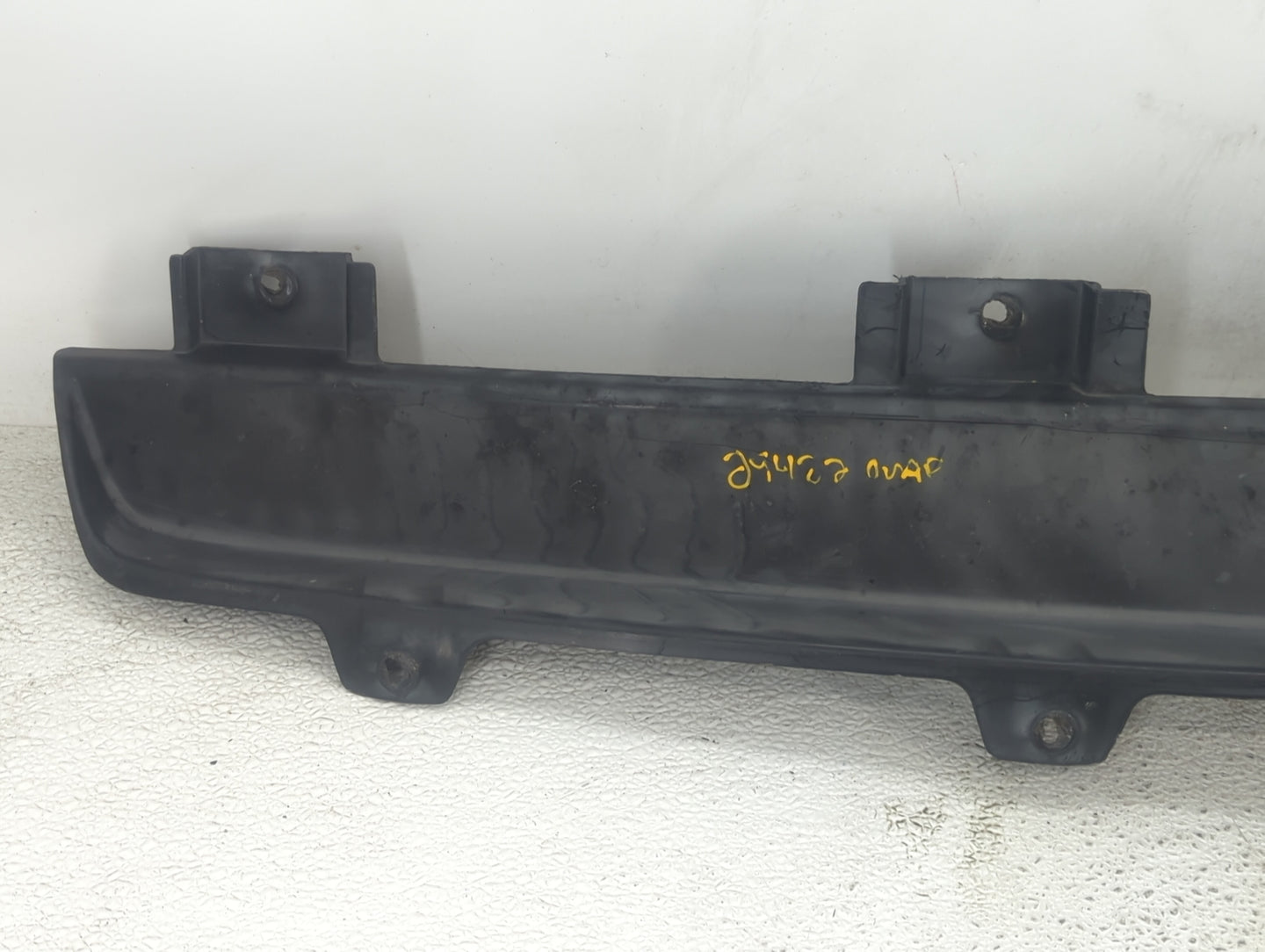 2008-2012 Chevrolet Malibu Front Grille Bumper Not Included - Oemusedautoparts1.com