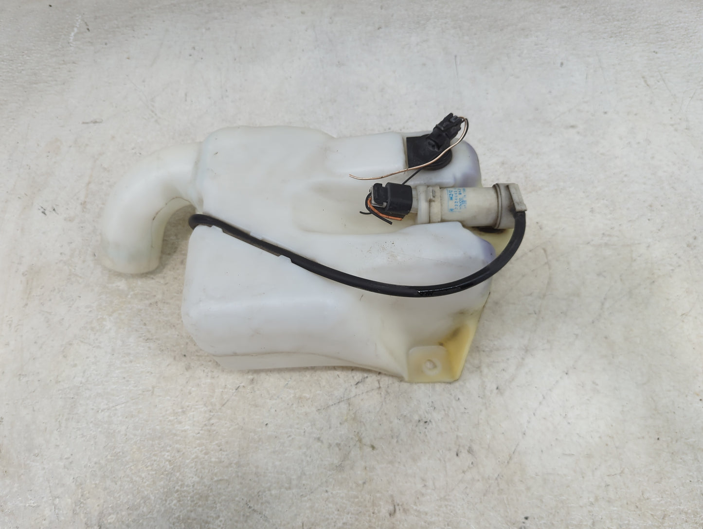 2007 Chevrolet Malibu Radiator Coolant Overflow Expansion Tank Bottle 1460091 - Oemusedautoparts1.com