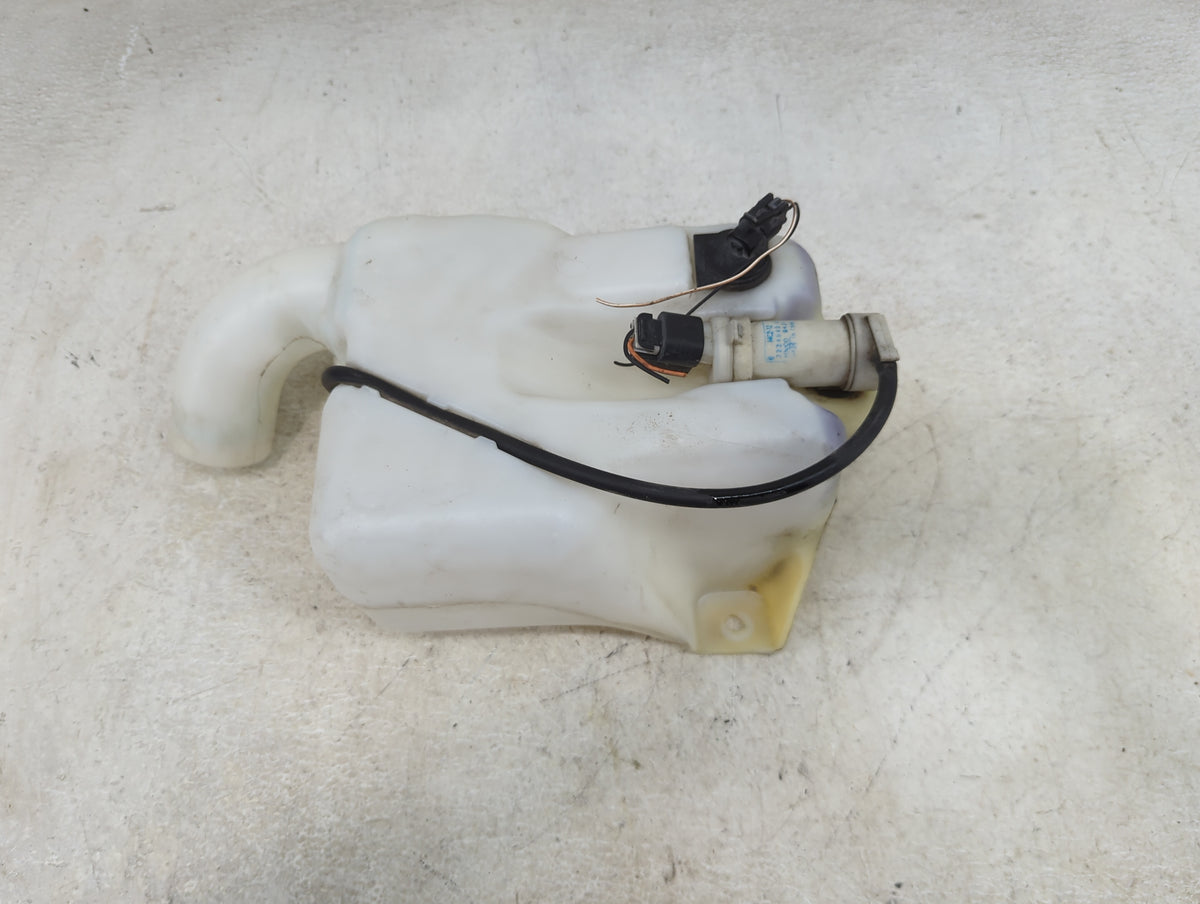 2007 Chevrolet Malibu Radiator Coolant Overflow Expansion Tank Bottle 1460091 - Oemusedautoparts1.com