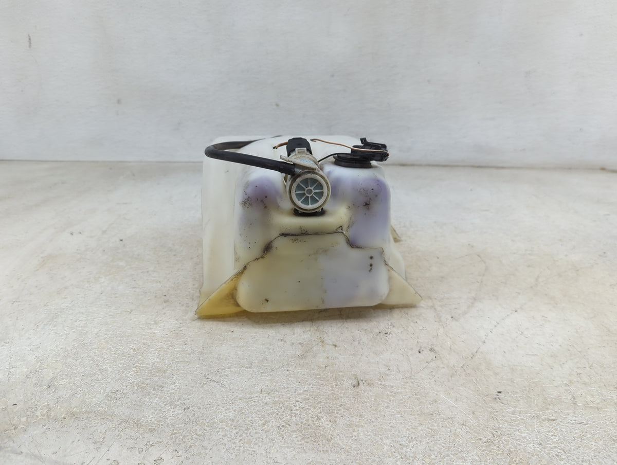 2007 Chevrolet Malibu Radiator Coolant Overflow Expansion Tank Bottle 1460091 - Oemusedautoparts1.com