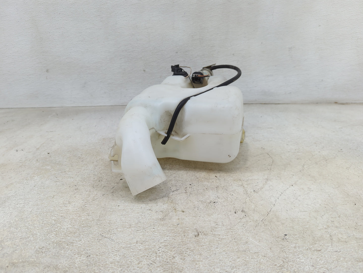 2007 Chevrolet Malibu Radiator Coolant Overflow Expansion Tank Bottle 1460091 - Oemusedautoparts1.com