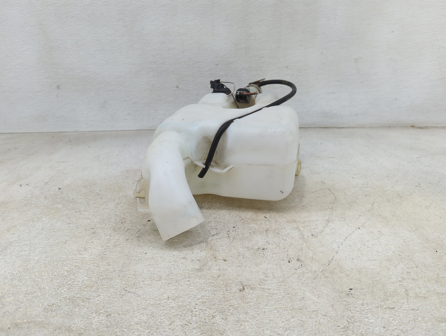 2007 Chevrolet Malibu Radiator Coolant Overflow Expansion Tank Bottle 1460091 - Oemusedautoparts1.com
