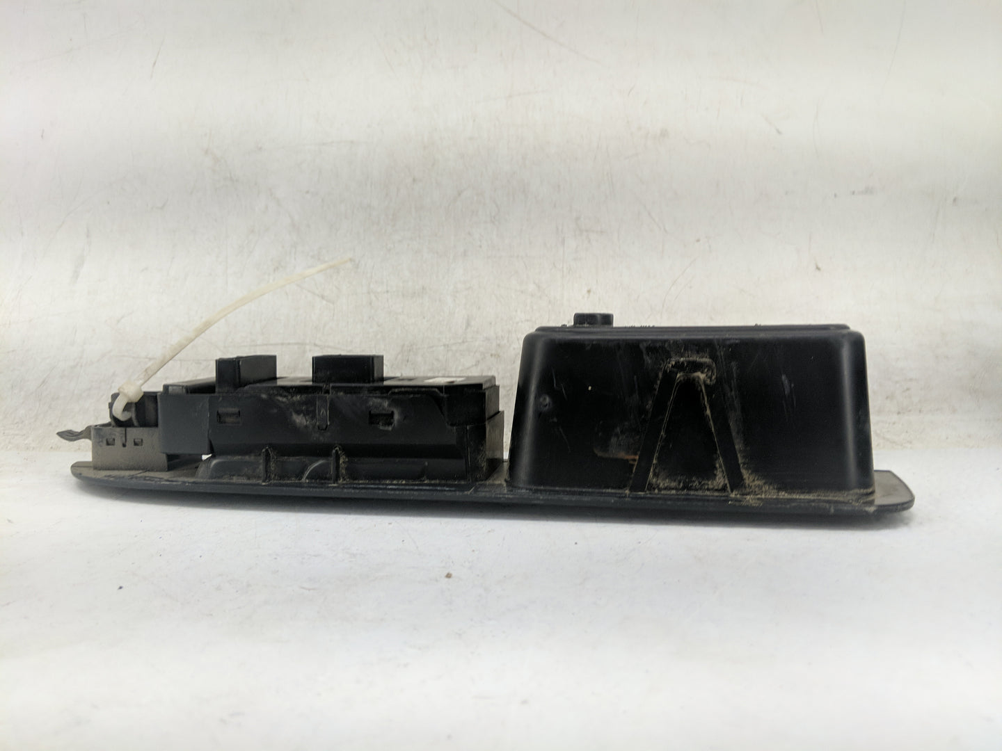 2010-2012 Chevrolet Malibu Master Power Window Switch Replacement Driver Side Left P/N:20952783 16184313 Fits Fits 2010 2011