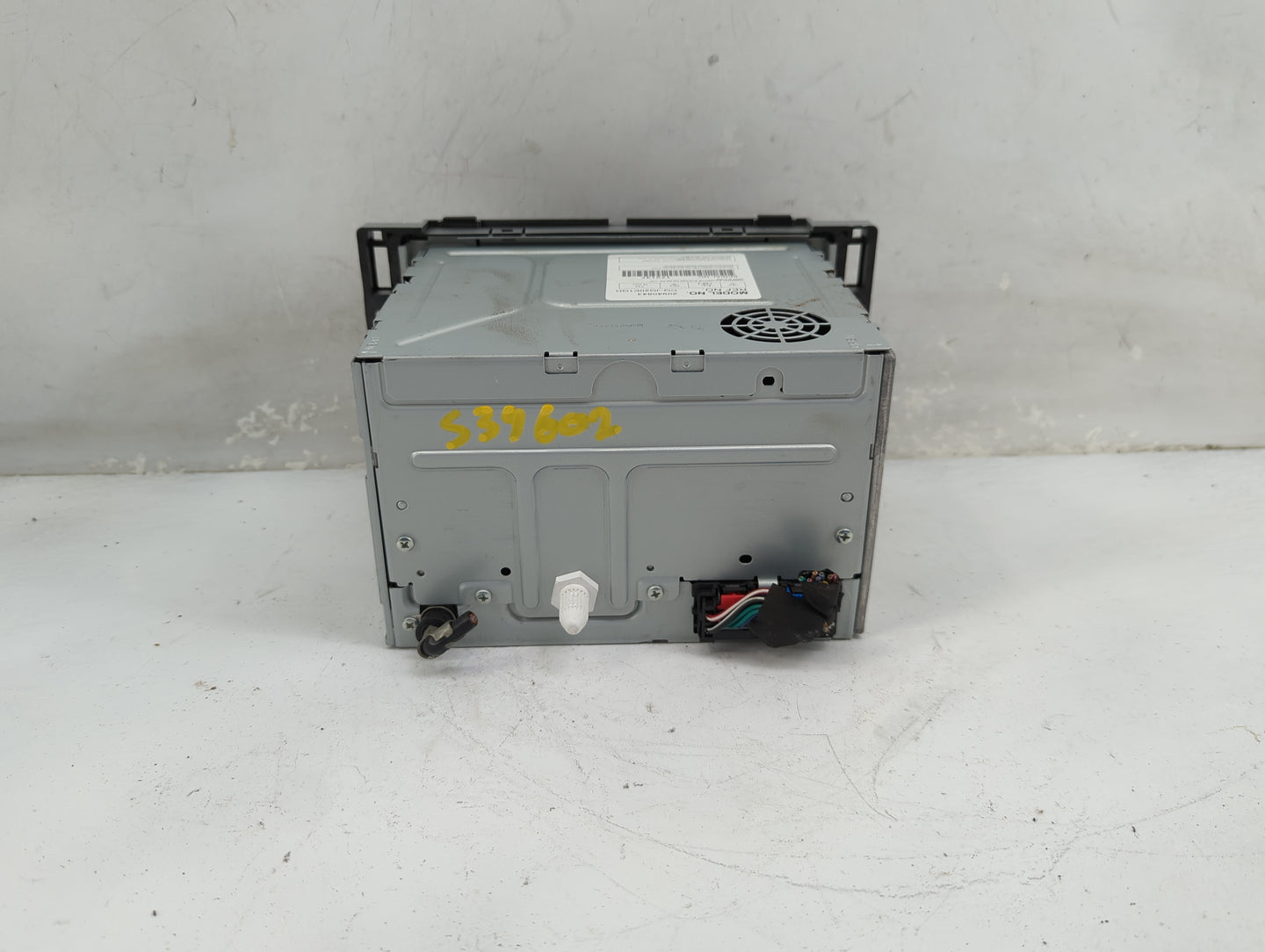 2009-2012 Chevrolet Malibu Radio AM FM Cd Player Receiver Replacement P/N:20940843 CQ-JG20E1GD Fits Fits 2009 2010 2011 2012