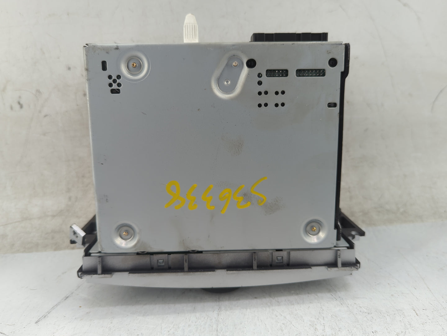 2009-2012 Chevrolet Malibu Radio AM FM Cd Player Receiver Replacement P/N:28152105 25833636 Fits Fits 2009 2010 2011 2012 OE