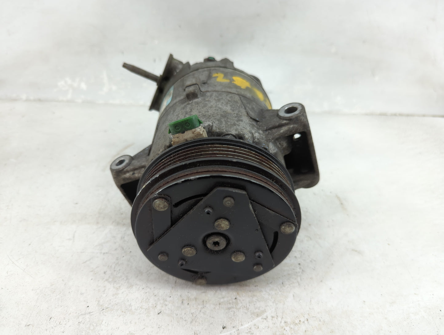2007-2012 Chevrolet Malibu Air Conditioning A/c Ac Compressor Oem 1466937 - Oemusedautoparts1.com
