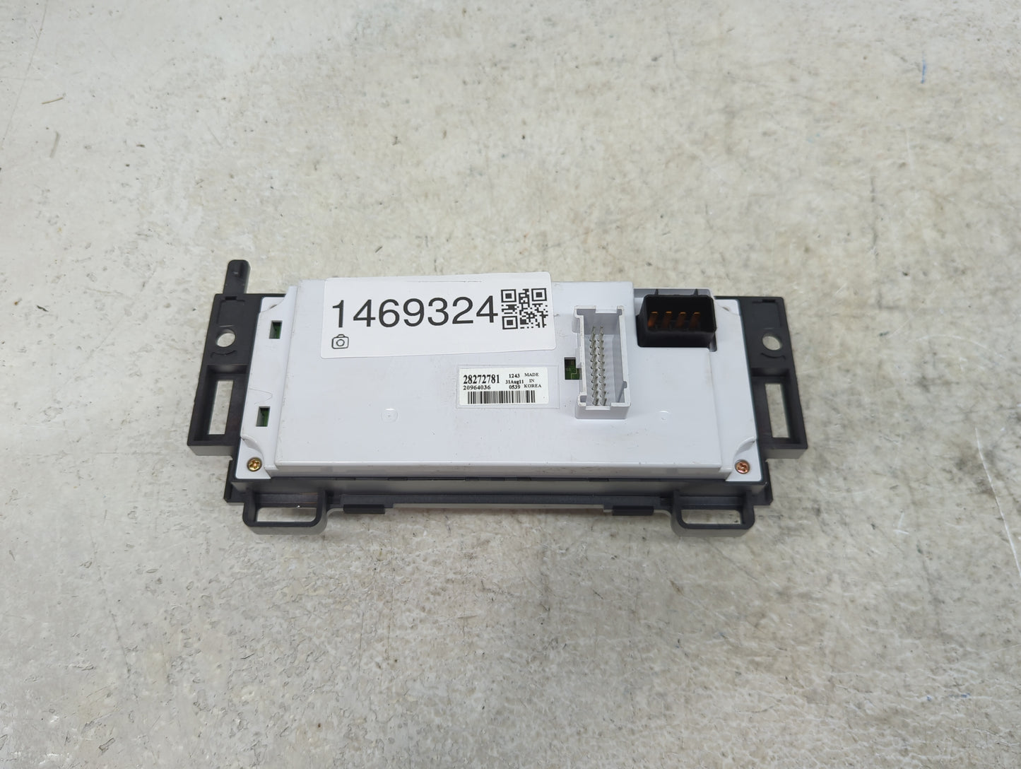 2008-2012 Chevrolet Malibu Climate Control Module Temperature AC/Heater Replacement P/N:28272781 20964036 Fits OEM Used Auto