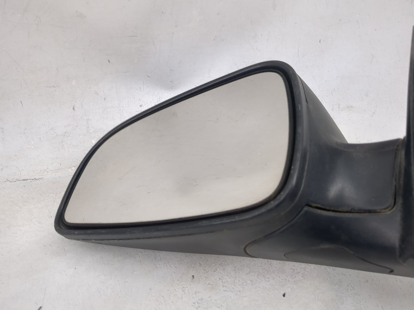 2008-2012 Chevrolet Malibu Driver Side View Mirror - Left Door Mirror OEM Used - Oemusedautoparts1.com