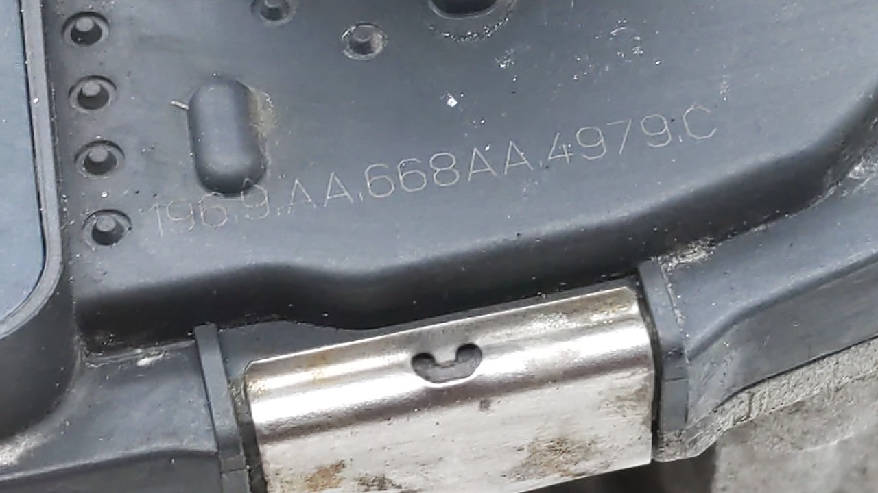 2008-2012 Chevrolet Malibu Throttle Body P/N:186AA Fits Fits 2007 2008 2009 2010 2011 2012 OEM Used Auto Parts - Oemusedauto