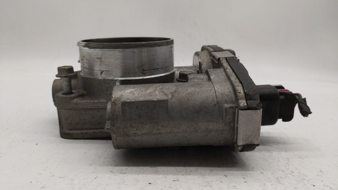 2008-2012 Chevrolet Malibu Throttle Body P/N:186AA Fits Fits 2007 2008 2009 2010 2011 2012 OEM Used Auto Parts - Oemusedauto