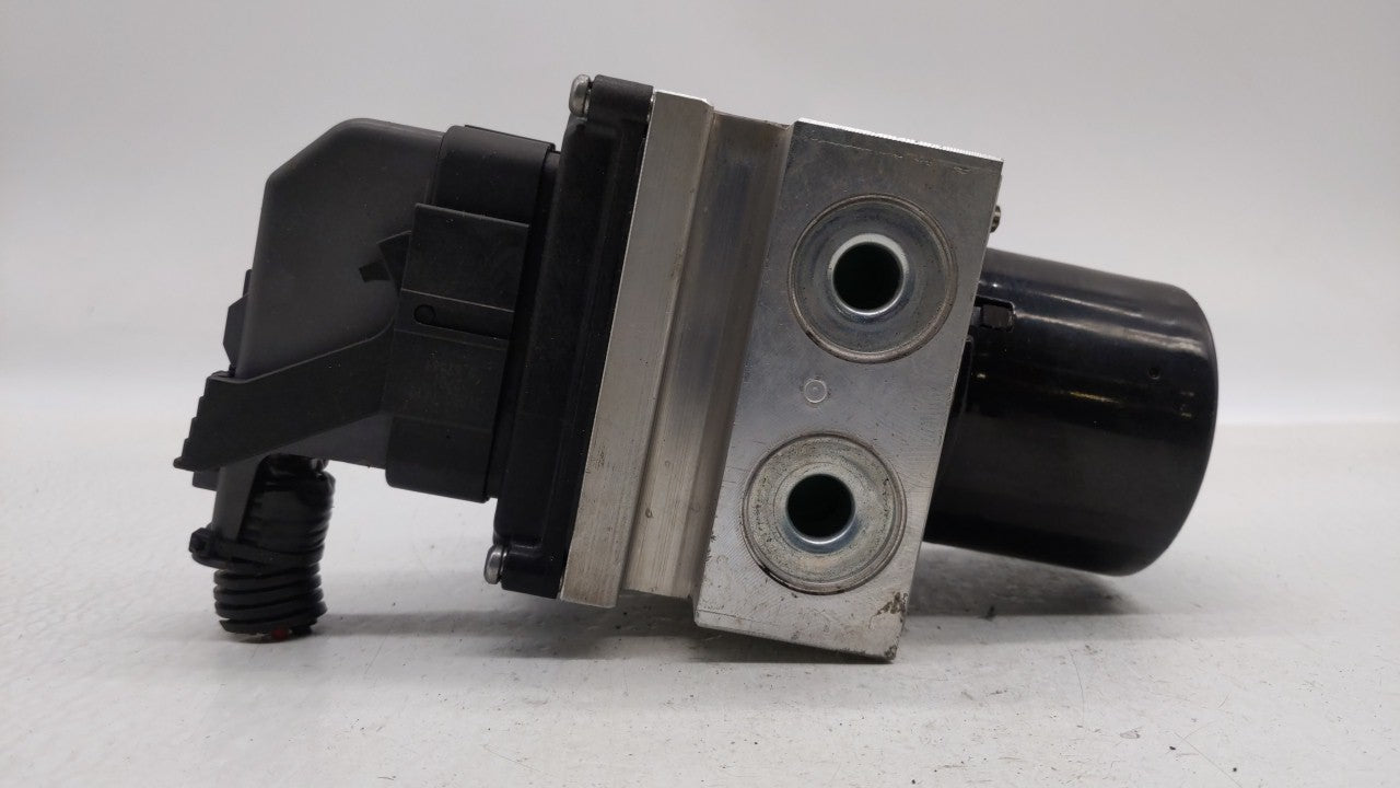 2012 Chevrolet Malibu ABS Pump Control Module Replacement P/N:22799743 22800233 Fits OEM Used Auto Parts - Oemusedautoparts1