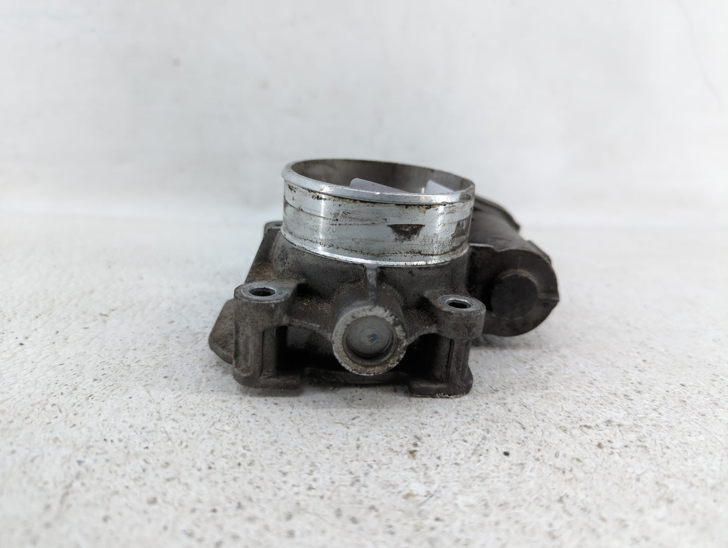 2008-2012 Chevrolet Malibu Throttle Body P/N:9B4G-9F991-A 668AA, 186AA Fits Fits 2007 2008 2009 2010 2011 2012 OEM Used Auto