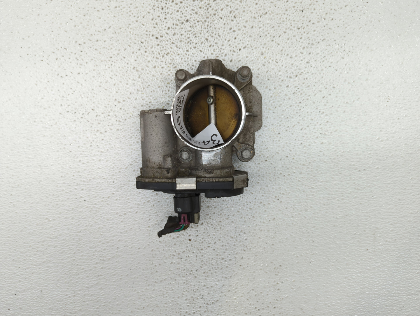 2008-2012 Chevrolet Malibu Throttle Body P/N:9B4G-9F991-A 668AA, 186AA Fits Fits 2007 2008 2009 2010 2011 2012 OEM Used Auto