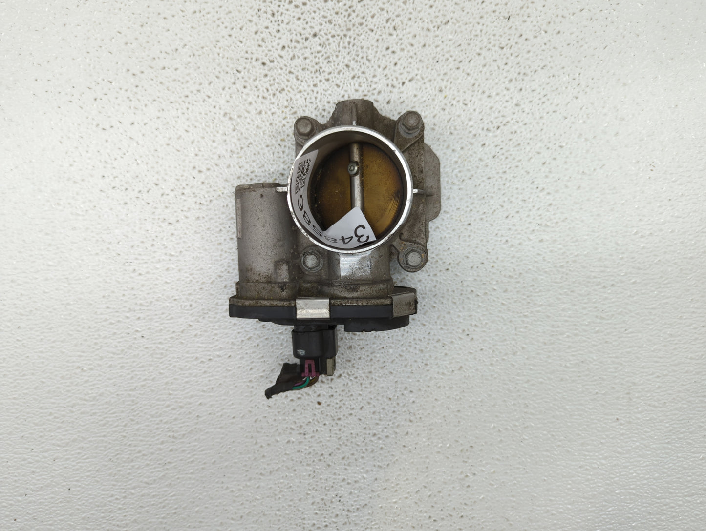 2008-2012 Chevrolet Malibu Throttle Body P/N:9B4G-9F991-A 668AA, 186AA Fits Fits 2007 2008 2009 2010 2011 2012 OEM Used Auto