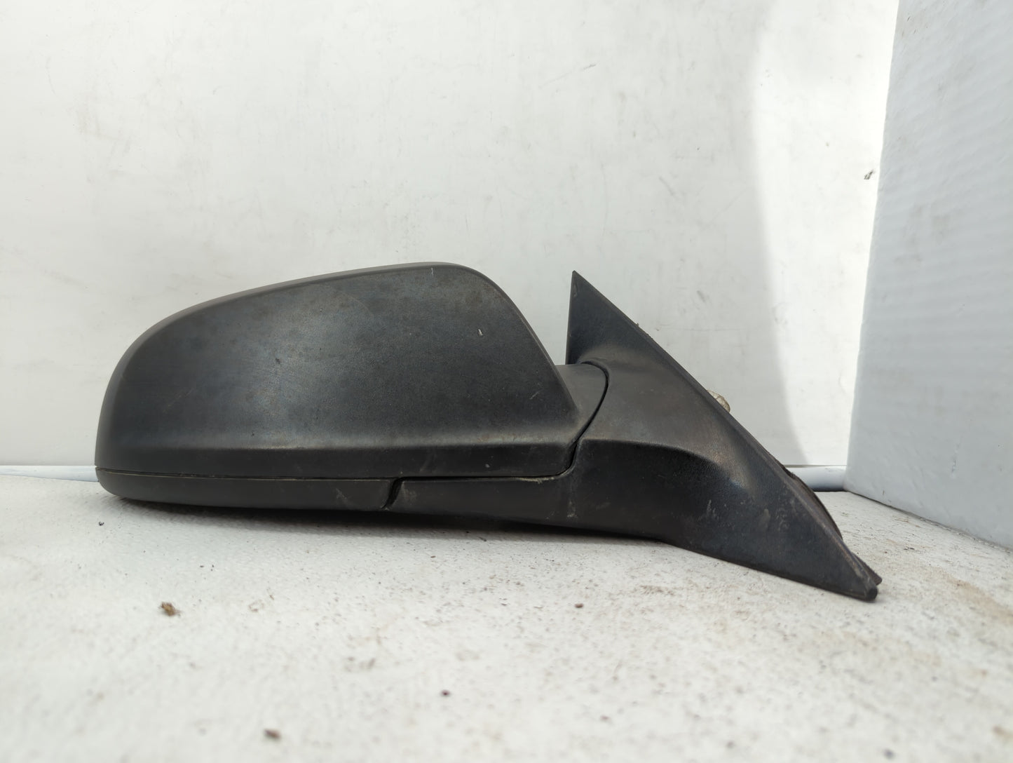 2008-2012 Chevrolet Malibu Passenger Side View Mirror - Right Door Mirror OEM Used - Oemusedautoparts1.com