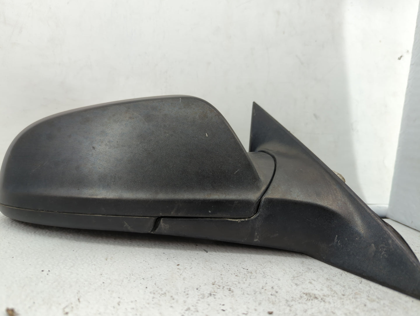 2008-2012 Chevrolet Malibu Passenger Side View Mirror - Right Door Mirror OEM Used - Oemusedautoparts1.com