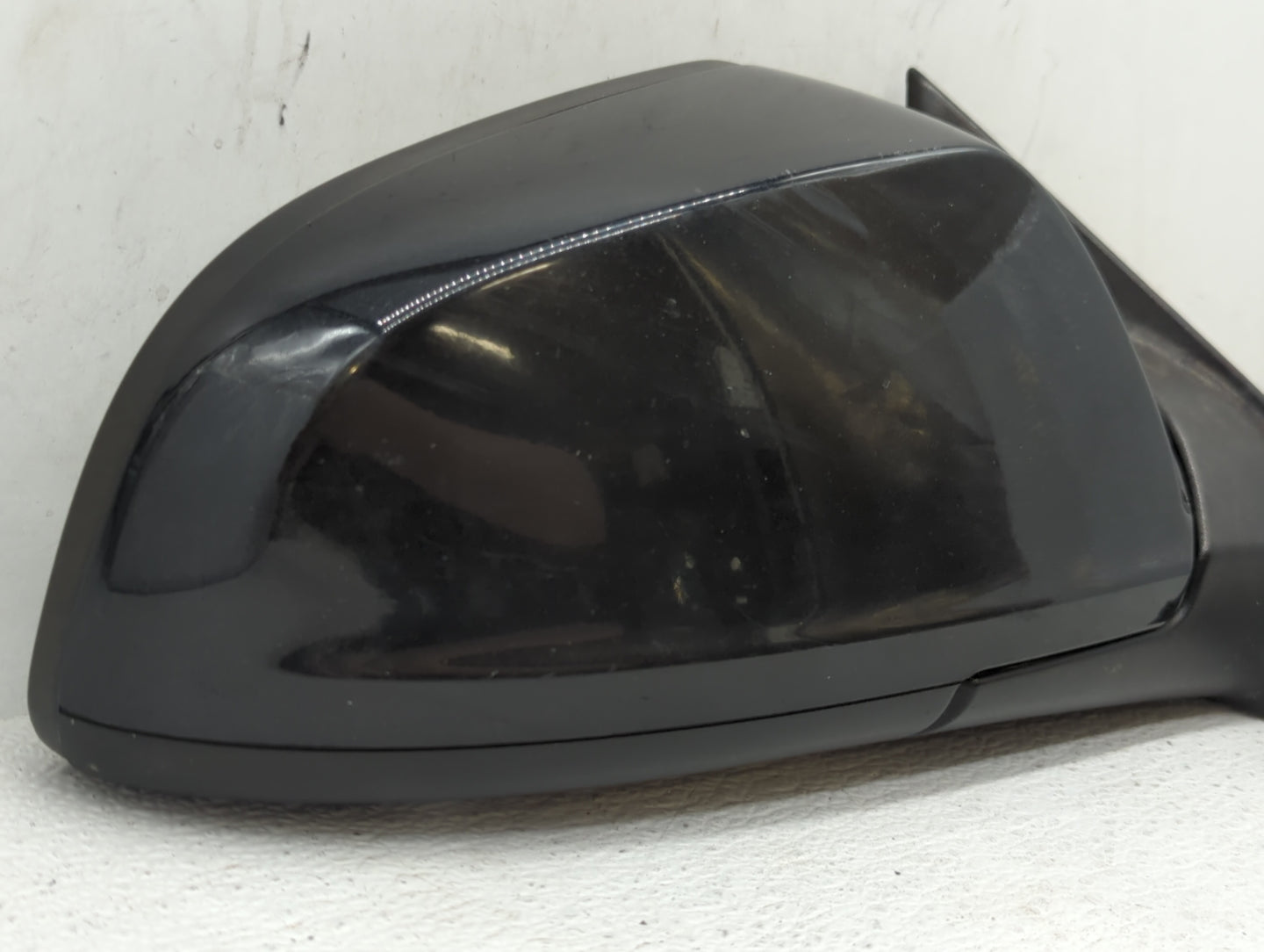 2008-2012 Chevrolet Malibu Passenger Side View Mirror - Right Door Mirror OEM Used - Oemusedautoparts1.com