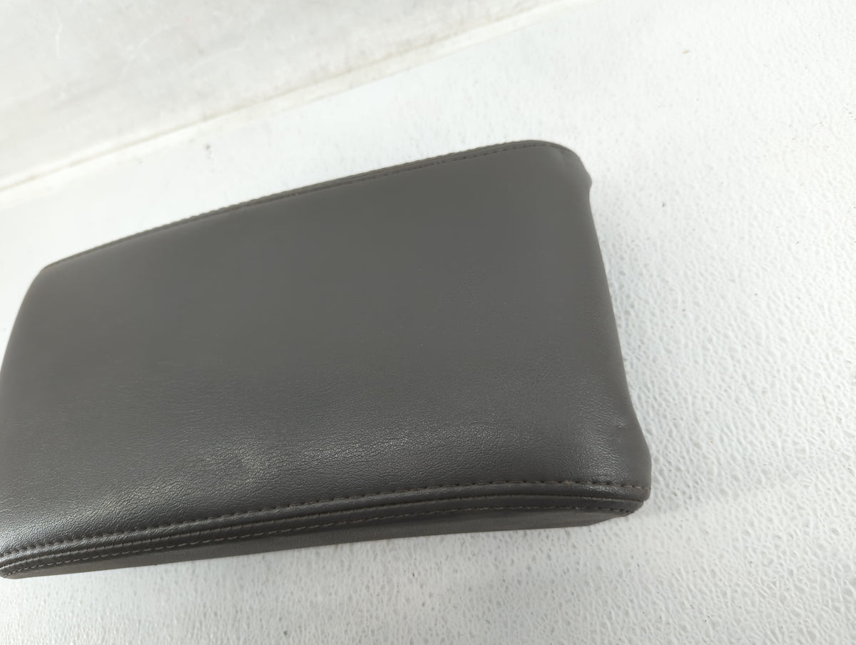 2008-2012 Chevrolet Malibu Center Console Armrest Cover Lid 525173 - Oemusedautoparts1.com