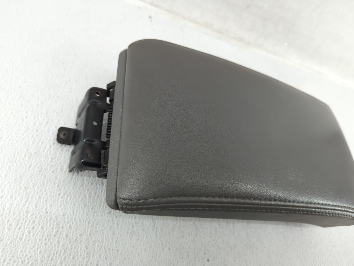 2008-2012 Chevrolet Malibu Center Console Armrest Cover Lid 525173 - Oemusedautoparts1.com