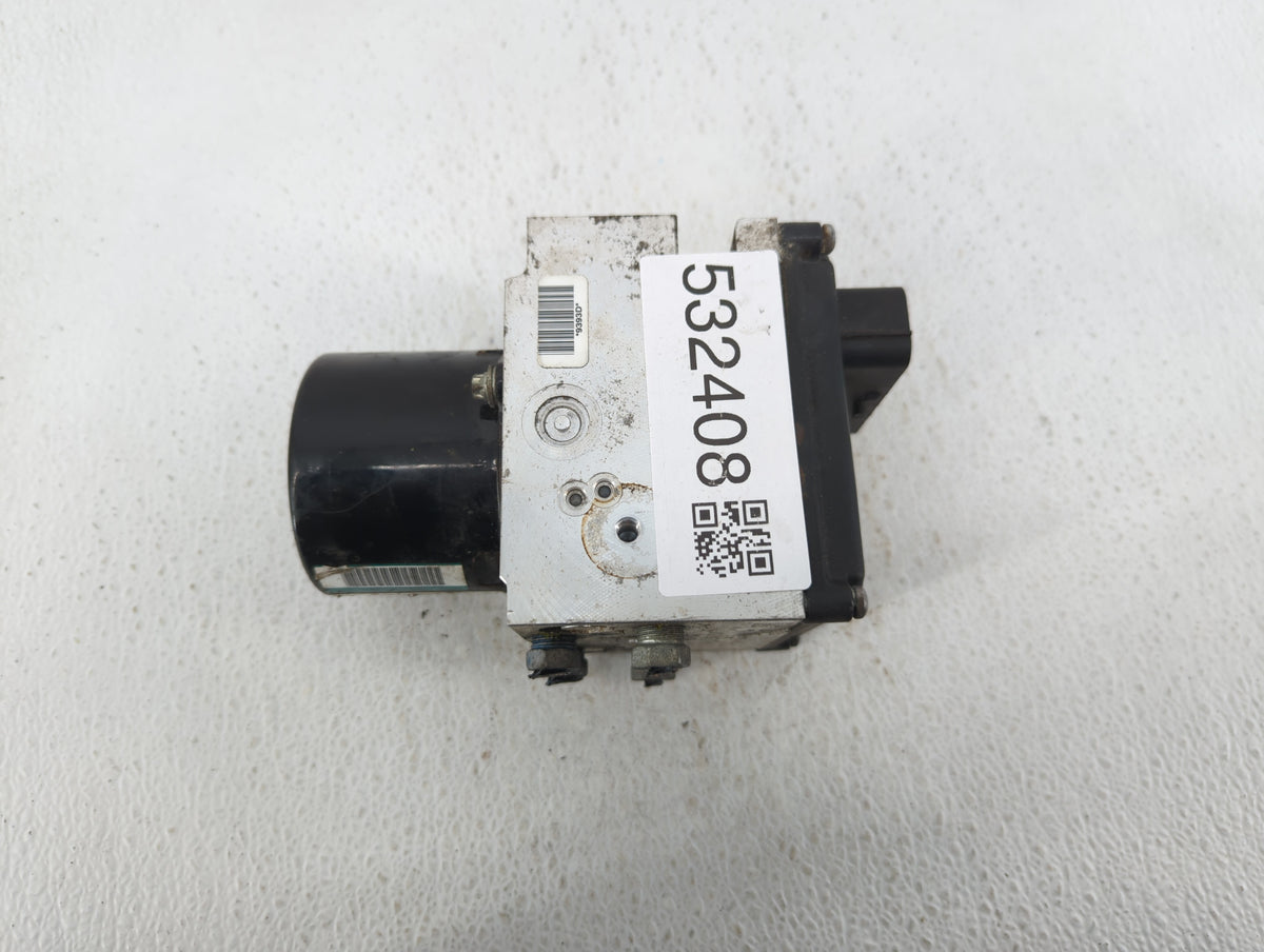 2012 Chevrolet Malibu Anti-Lock Brake ABS Pump Module Actuator OEM P/N:22800233 Fits OEM Used Auto Parts - Oemusedautoparts1