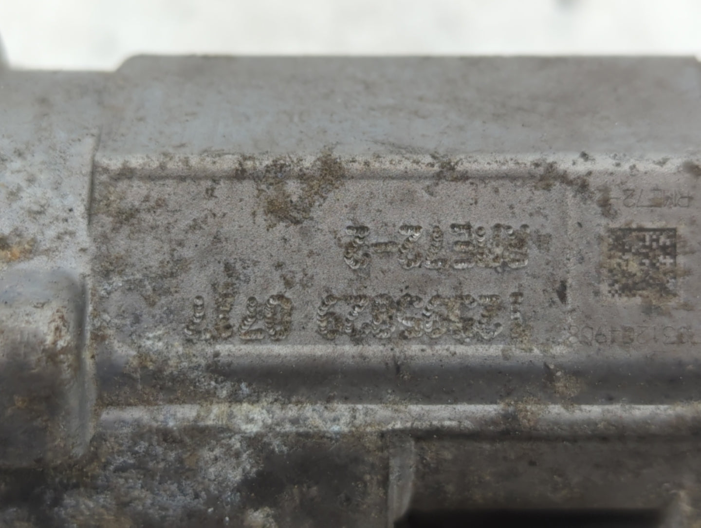 2008-2012 Chevrolet Malibu Throttle Body P/N:RME72-2B Fits Fits 2007 2008 2009 2010 2011 2012 2013 2014 OEM Used Auto Parts 