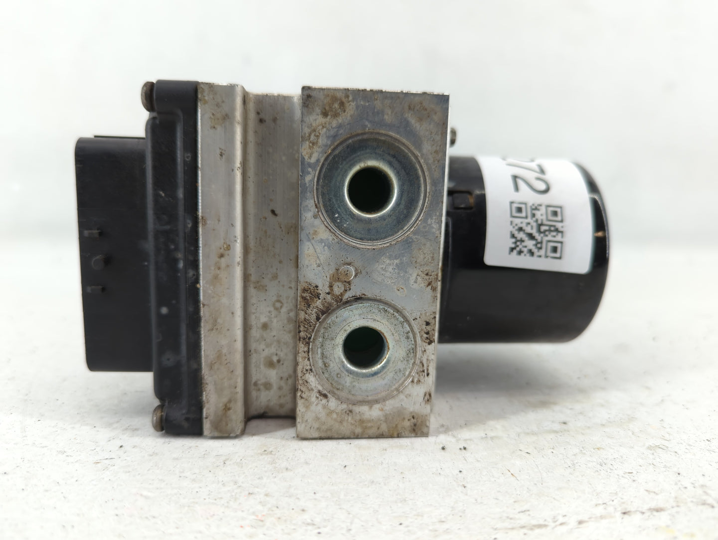 2012 Chevrolet Malibu ABS Pump Control Module Replacement P/N:22800233 Fits OEM Used Auto Parts - Oemusedautoparts1.com