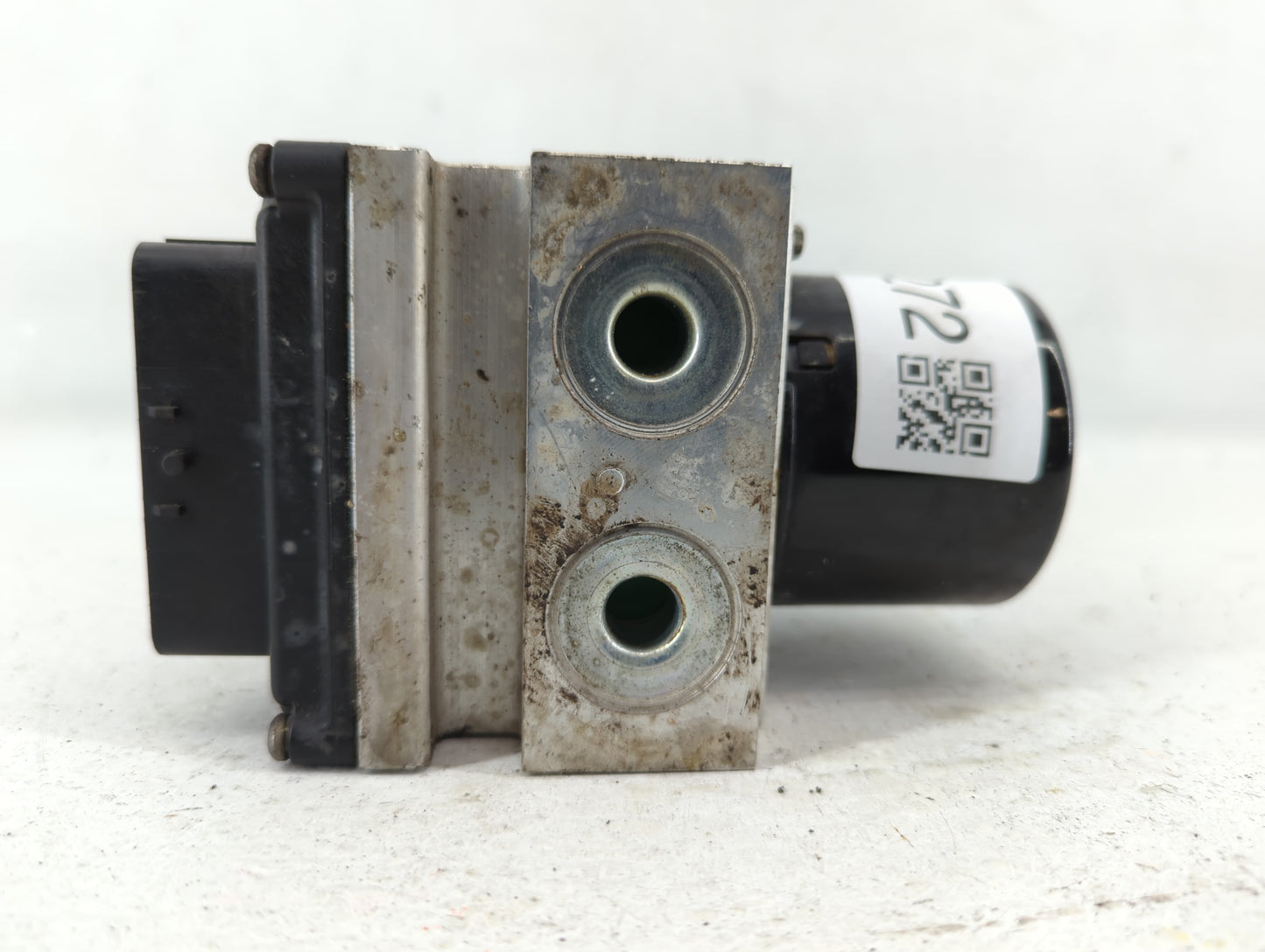 2012 Chevrolet Malibu ABS Pump Control Module Replacement P/N:22800233 Fits OEM Used Auto Parts - Oemusedautoparts1.com
