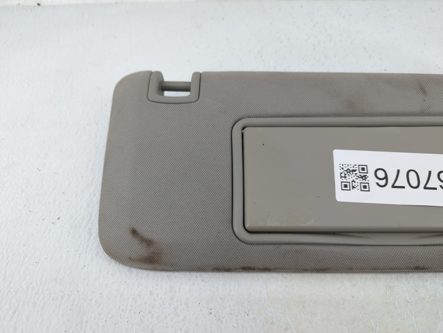 2004-2012 Chevrolet Malibu Sun Visor Shade Replacement Passenger Right Mirror Fits Fits 2004 2005 2008 2009 2010 2011 2012 O