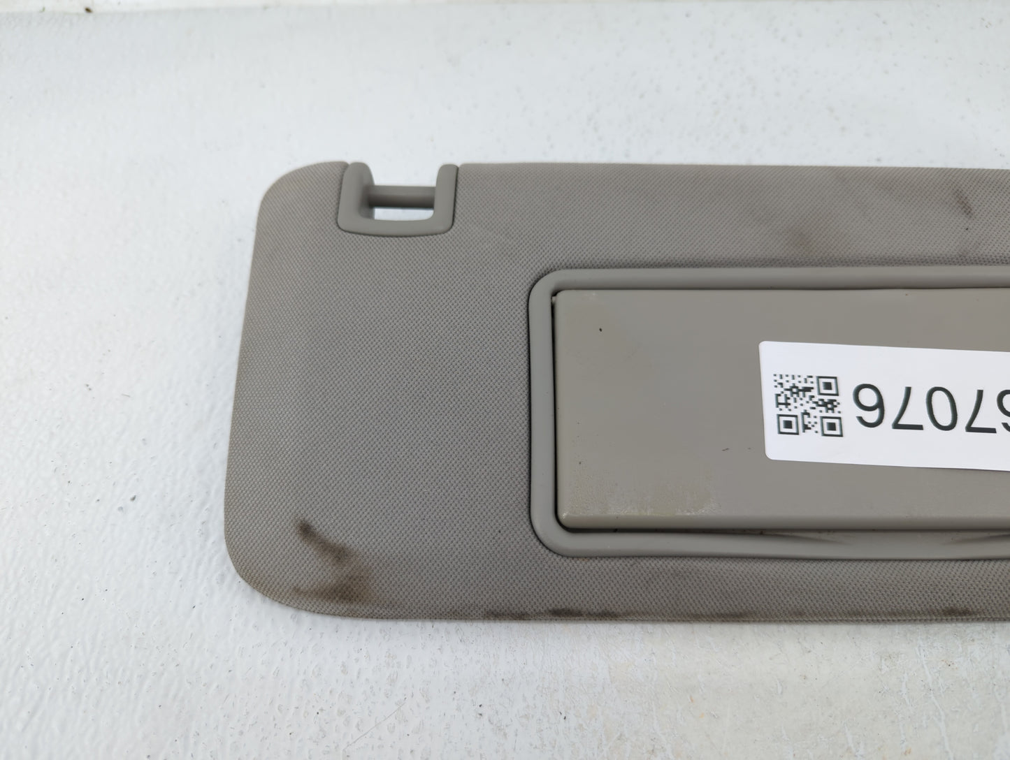 2004-2012 Chevrolet Malibu Sun Visor Shade Replacement Passenger Right Mirror Fits Fits 2004 2005 2008 2009 2010 2011 2012 O