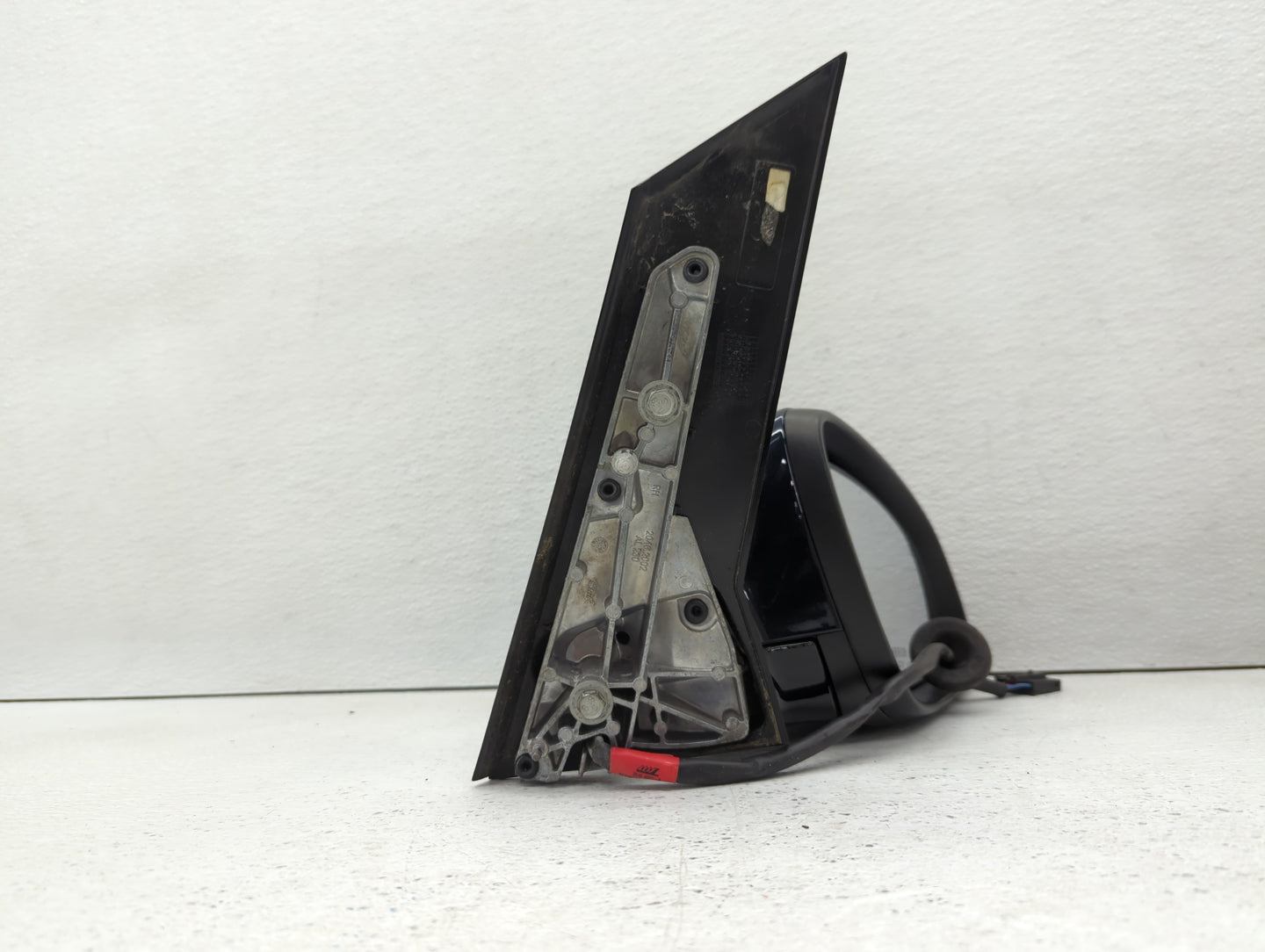 2008-2012 Chevrolet Malibu Driver Side View Mirror - Left Door Mirror OEM Used - Oemusedautoparts1.com