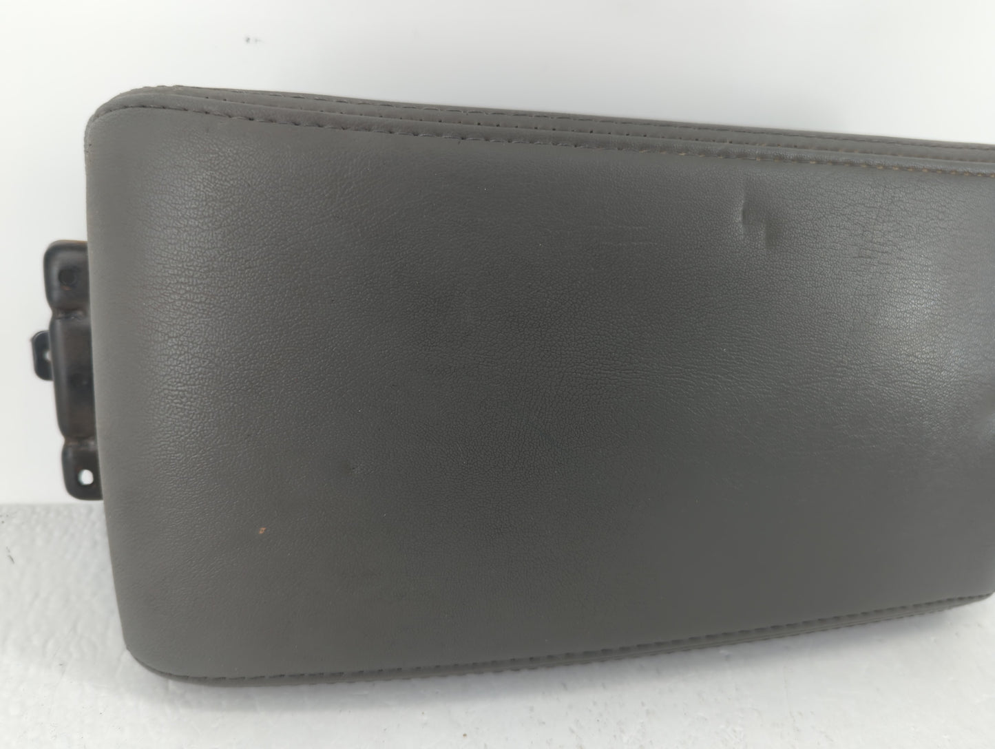 2012 Chevrolet Malibu Center Console Armrest Cover Lid Black - Oemusedautoparts1.com