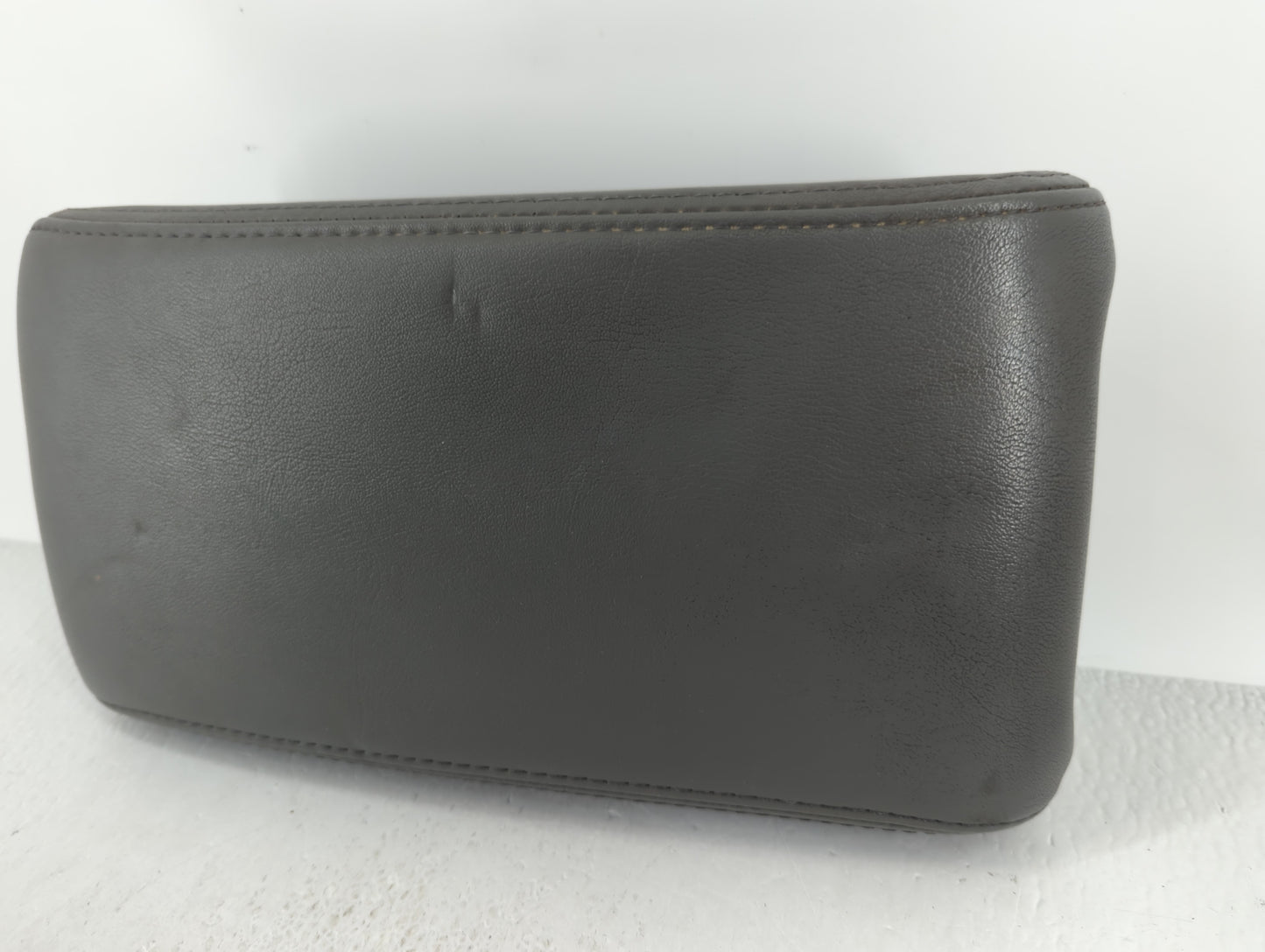 2012 Chevrolet Malibu Center Console Armrest Cover Lid Black - Oemusedautoparts1.com