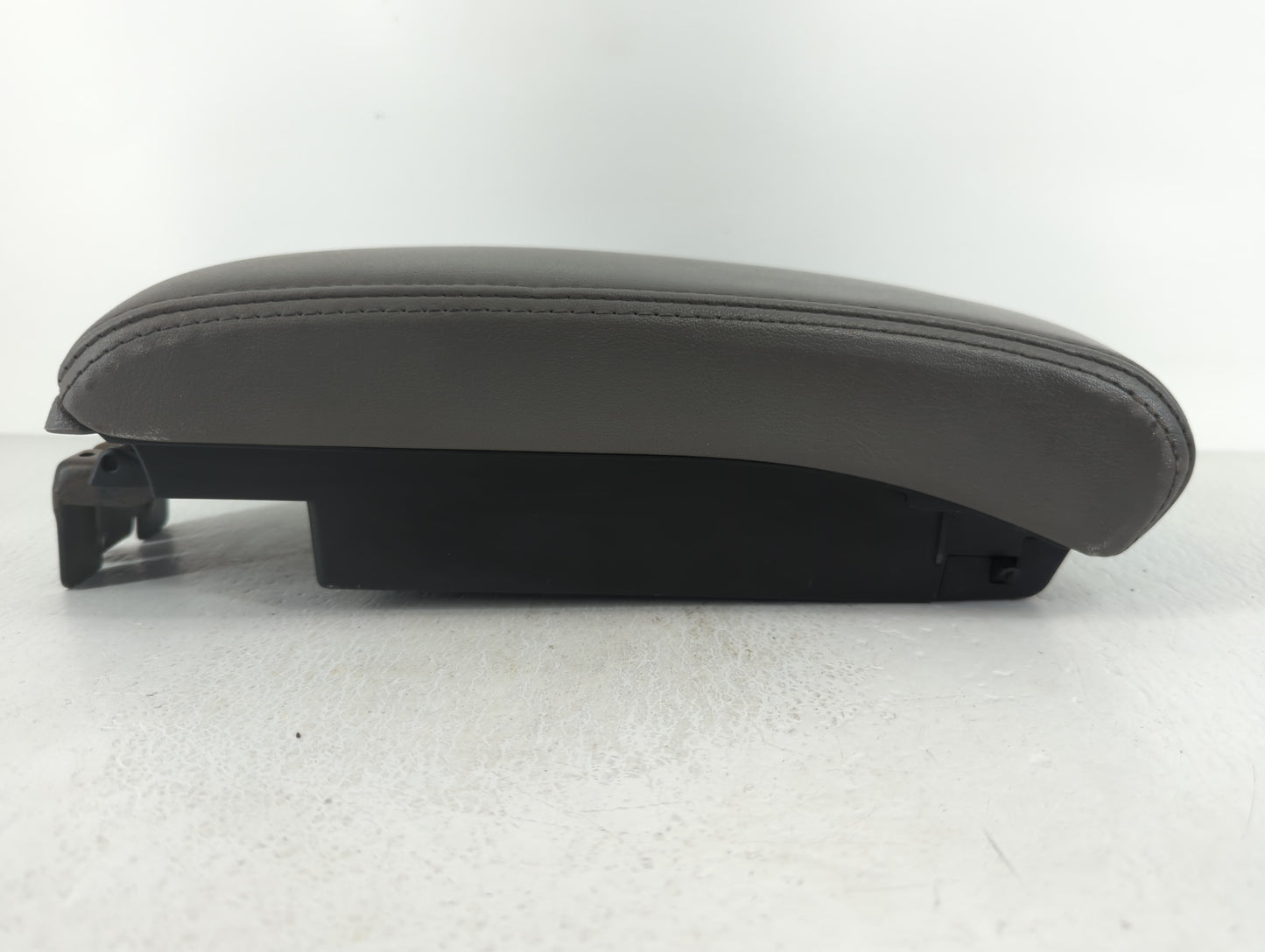 2012 Chevrolet Malibu Center Console Armrest Cover Lid Black - Oemusedautoparts1.com