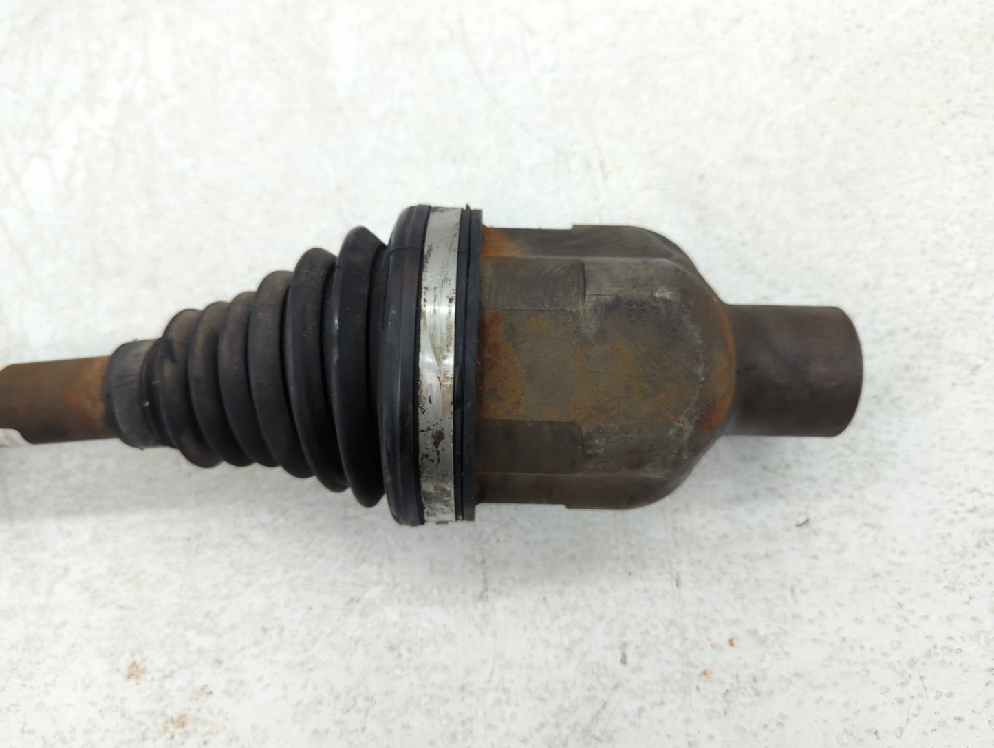 2008-2012 Chevrolet Malibu Axle Shaft Front Passenger Cv C/v - Oemusedautoparts1.com