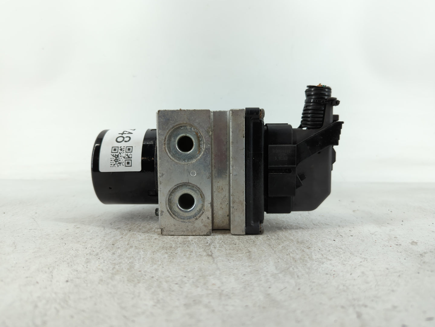 2012 Chevrolet Malibu ABS Pump Control Module Replacement P/N:224259-108 22800233 Fits OEM Used Auto Parts - Oemusedautopart