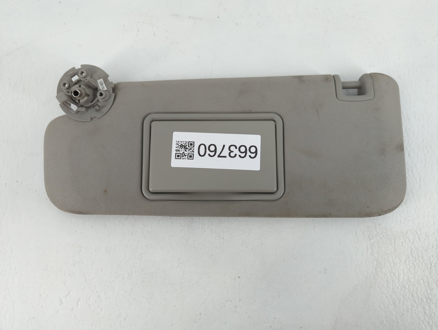 2004-2012 Chevrolet Malibu Sun Visor Shade Replacement Passenger Right Mirror Fits Fits 2004 2005 2008 2009 2010 2011 2012 O