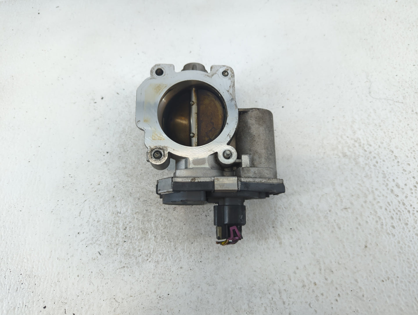 2008-2012 Chevrolet Malibu Throttle Body P/N:186AA 6686 C Fits Fits 2007 2008 2009 2010 2011 2012 OEM Used Auto Parts - Oemu