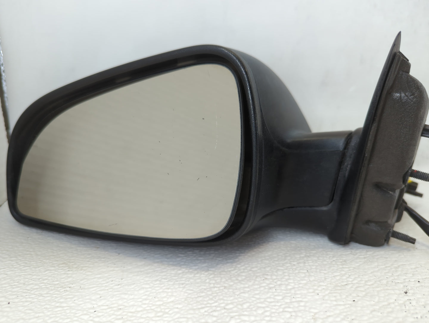 2011-2012 Chevrolet Malibu Driver Side View Mirror - Left Door Mirror OEM Used - Oemusedautoparts1.com